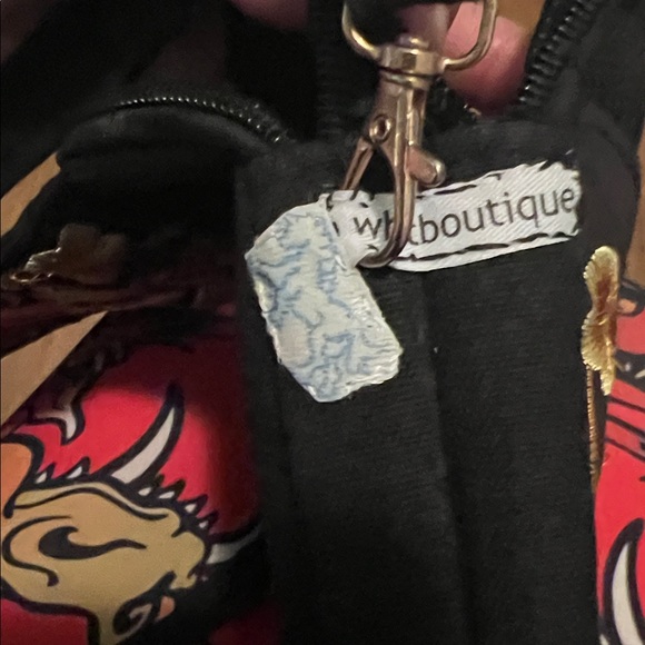 #0944+ Mini Handmade Floral Embroidered Black Crossbody Bag W/ WHT hand sew - Picture 5 of 7